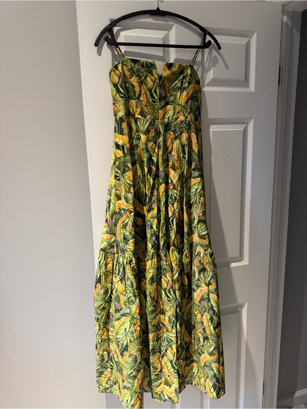 FARM Rio: Tropical Leaf Strapless Maxi Dress in Green and Yellow - Picture 6 of 7
